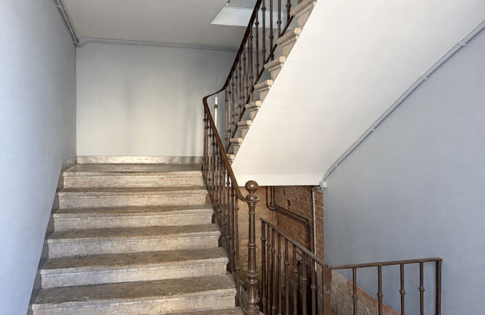 IMMEUBLE 400M2 QUINCIEUX — photo 3