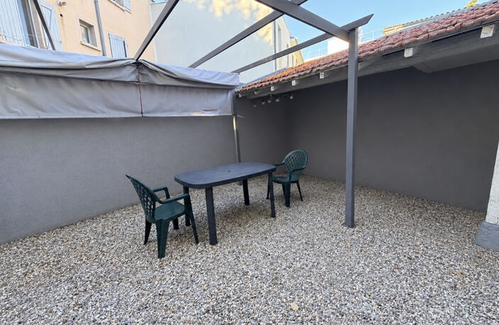 IMMEUBLE 400M2 QUINCIEUX — photo 5