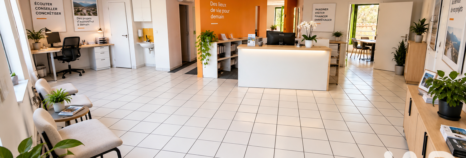 Immeuble  152 m² à vendre à Bourg-Saint-Andéol (07700)