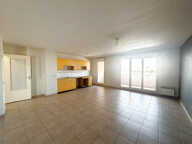 Un appartement qui coche toutes les cases  dernier étage, ascenseur, deux terrasses, vue dégagée et box fermé — photo 2
