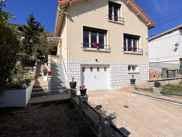 Vente Maison/villa 4 pièces — photo du bien