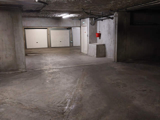 SECTEUR CALIFORNIE - GARAGE — photo du bien