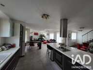 Vente Maison/villa 8 pièces — photo 2