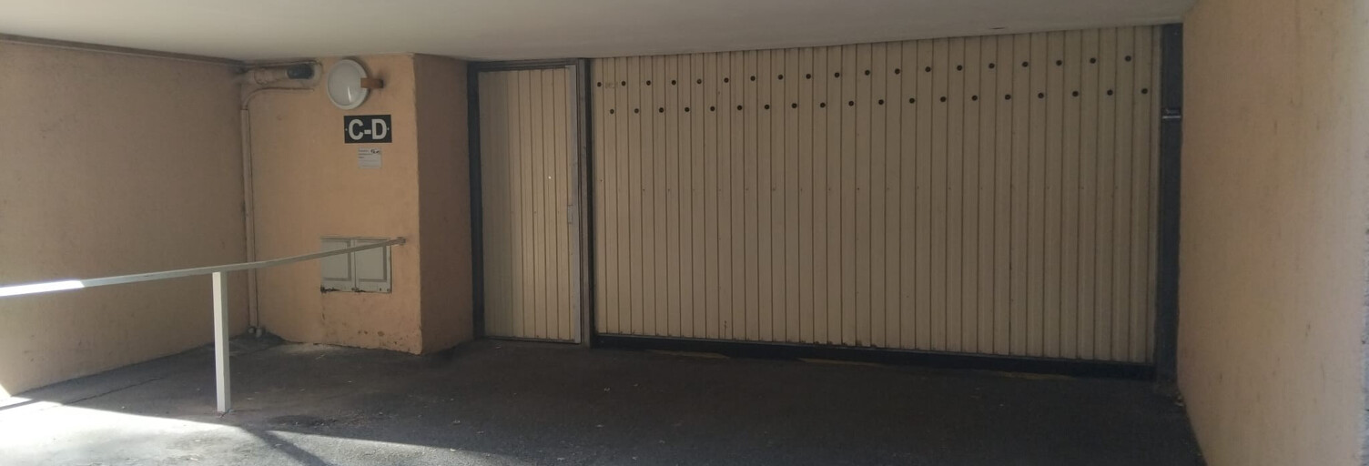 Garage   m² à vendre à Nice (06100)