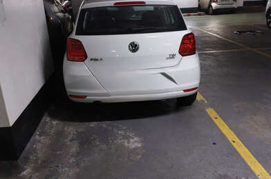 Garage  33000 €