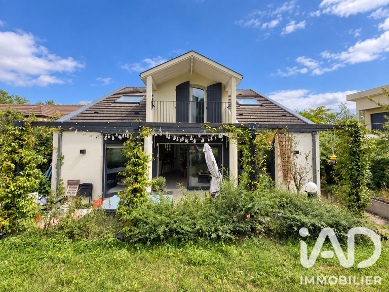 Vente Maison/villa 8 pièces — photo 1