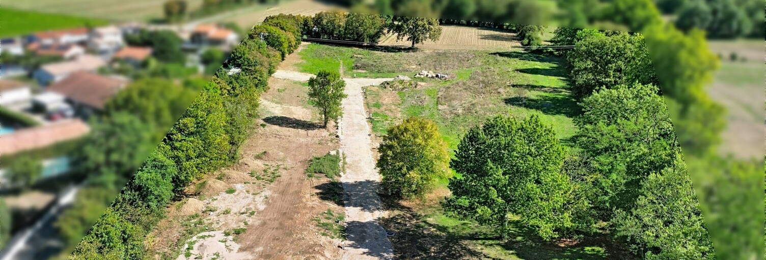 Terrain  880 m² à vendre à Montagnat (01250)