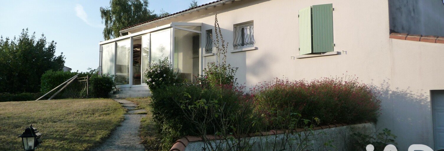 Maison 10 Pièces 171 m² à vendre à Saint-Georges-des-Coteaux (17810)