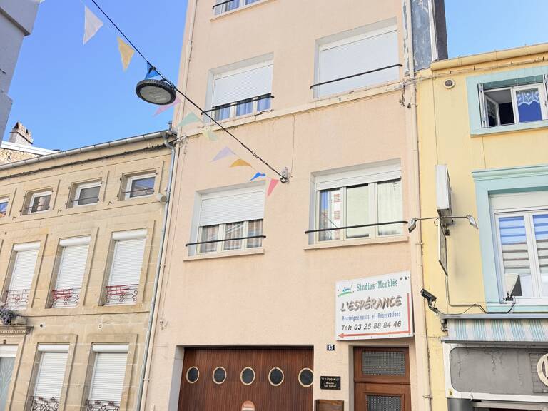 Vente Immeuble 230 m&sup2; — photo 1