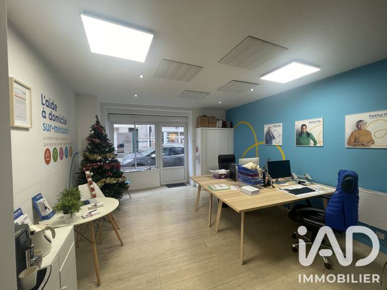 Vente Boutique/Local commercial 50 m&sup2; — photo 1