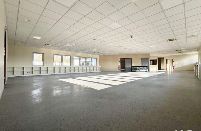 Location Bureaux 270 m&sup2; — photo 3