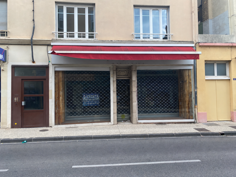 Grand local avec cave, Rue des Alpes, 26000 VALENCE — photo 1
