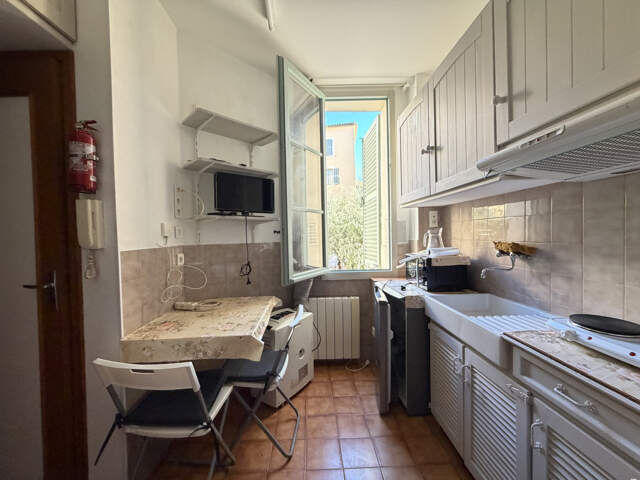 TOULON CENTRE-VILLE Lot de 2 appartements meublés — photo du bien