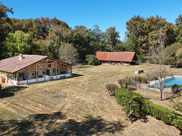 Maison Landaise sur 2.45 Ha — photo du bien