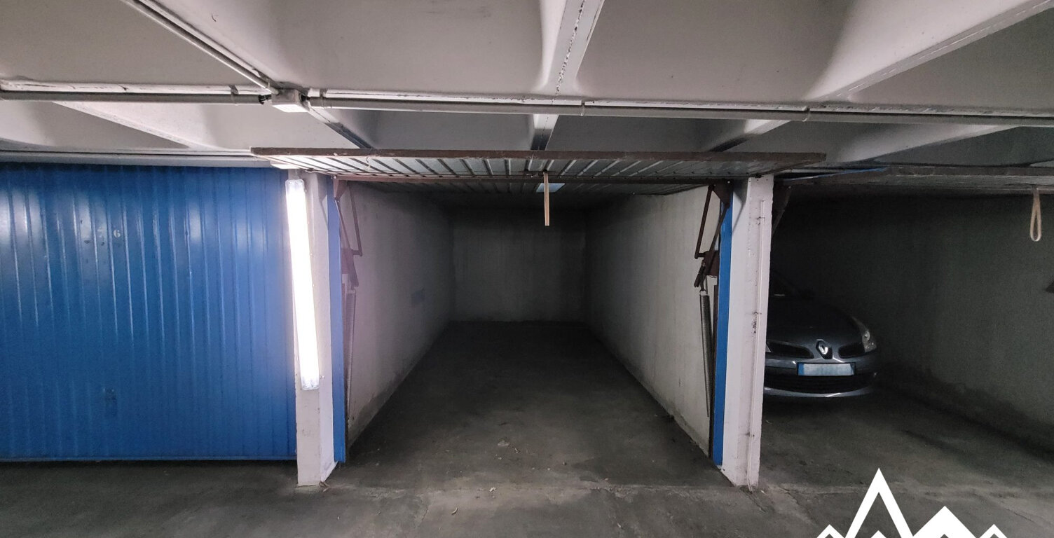 A louer garage au centre de Thonon-les-Bains — photo 1