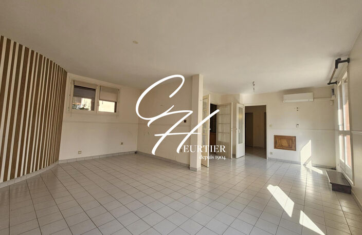 Appartement de 111 m² avec terrasse et garage secteur Criel — photo 3