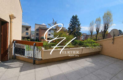 Appartement de 111 m² avec terrasse et garage secteur Criel — photo du bien