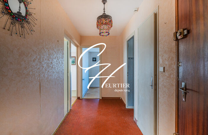 T4 de 88 m² avec vue et balcon — photo 5