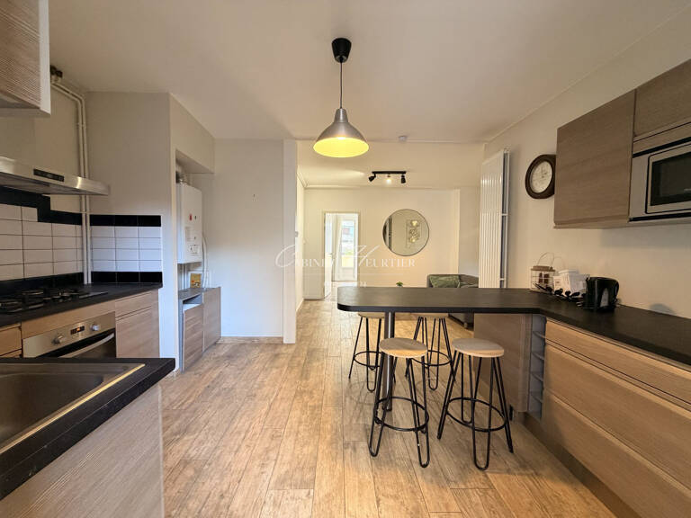 GRENOBLE - APPARTEMENT T4 - MEUBLE — photo 1