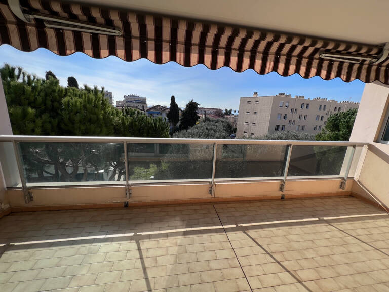 CAGNES SUR MER - 3 PIECES PRINC. - TERRASSE - VUE MER - GARAGE - CAVE — photo 1