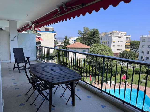 NICE OUEST - E. HERRIOT - CARLONE - 2 PIECES PRINC. - MEUBLE - GARAGE - PISCINE — photo du bien