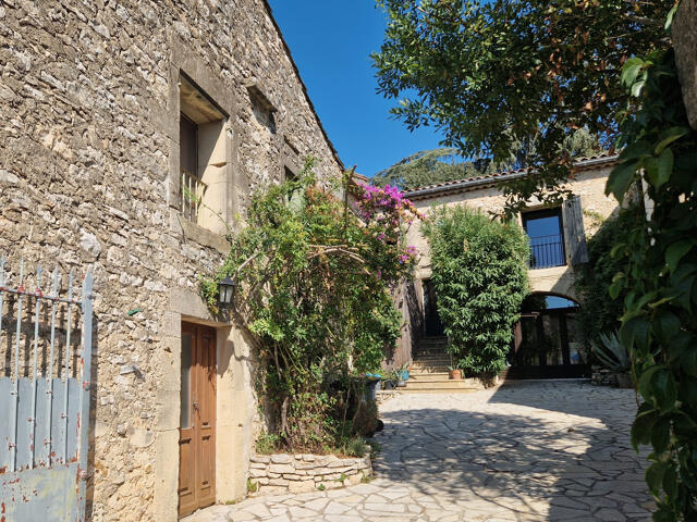 Maison proposé à Aspères