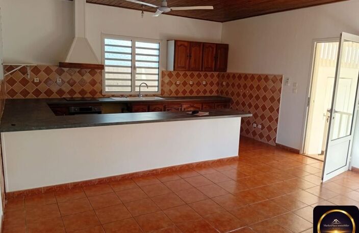 Plain-pied 122 m² - 4 chambres - Jardin arboré - Kiosque - — photo 2