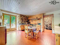 Mas de 350m² sur un terrain de 3300m² à THUEYTS — photo 2