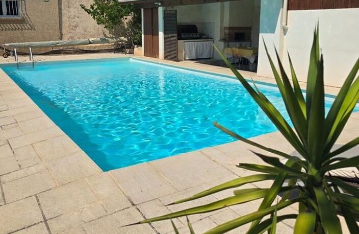 MAISON DE 190 M² /  JARDIN 730 M² + PISCINE + DEPENDANCE DE — photo 2