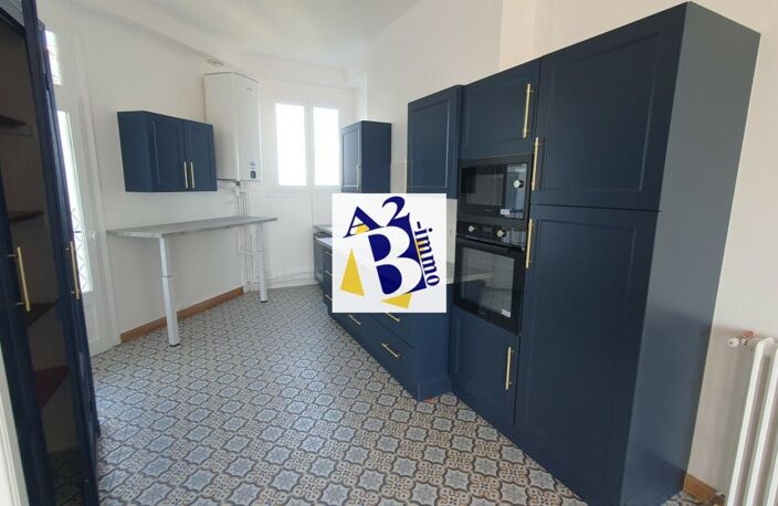 Place victor Hugo, Appt T5 de Standing, 123m² — photo 5