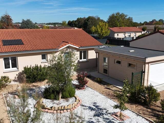 Maison récente de plain-pied – Confort, luminosité et faible entretien — photo du bien