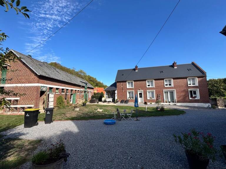 Magnifique corps de ferme entièrement rénové à Tupigny (02120) — photo 1
