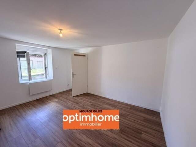 INVESTISSEMENT LOCATIF – T2 RÉNOVÉ AVEC TERRASSE ET JARDIN – GOLBEY  OPPORTUNITÉ D’INVESTISSEMENT LOCATIF À GOLBEY — photo du bien