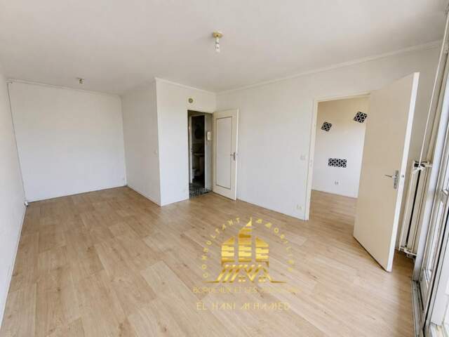 Appartement T1 bis, 7e étage avec terrasse – Bordeaux, à saisir en exclusivité — photo du bien