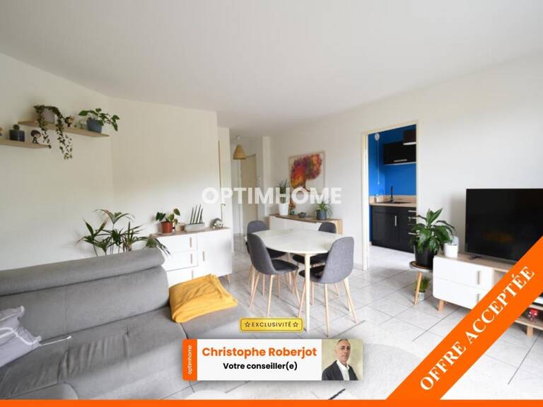 Joli appartement avec balcon et parking dans petite copropriété au pied de tous les commerces et transports de Châtenoy le royal — photo 1