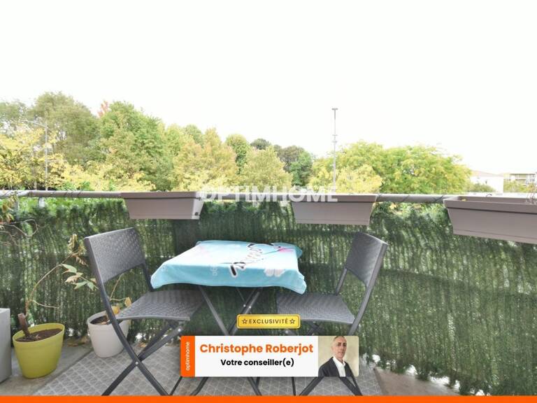 Joli appartement avec balcon et parking dans petite copropriété au pied de tous les commerces et transports de Châtenoy le royal — photo 1
