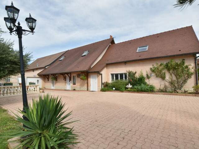 Maison ancienne de caractère au cœur de Flagey-Échézeaux, entre Gevrey-Chambertin et Nuits-Saint-Georges — photo du bien