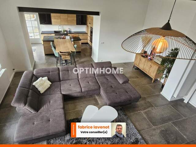 Maison à vendre 180 m², 6 pièces, 3 chambres SOYAUX (16) — photo du bien