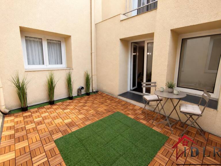 Appartement 146 m2 à Oyonnax   De l'espace pour vivre et rec — photo 1