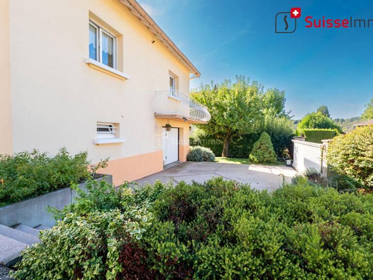 Maison Montbeliard 5 pièces 116 m2 rue Jules Grosjean — photo 1