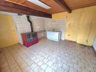 ANCIEN CORPS DE FERME 5 PIECES 93.7 m² SUR TERRAIN DE 18.87 ARES 119000 EUROS — photo 2