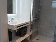 T1 — photo 2