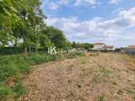 TERRAIN DANS UN ENVIRONNEMENT CALME ET VERT — photo 2