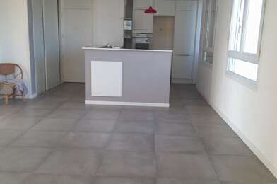 Appartement 3 pièces 1030 €