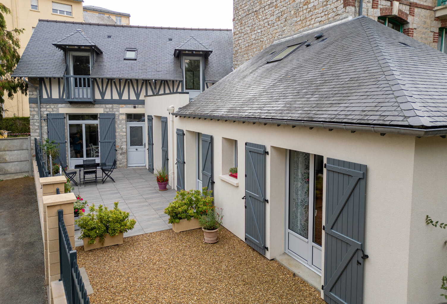 Maison de plain-pied entièrement rénovée, à 50 m du lac — cœur de Bagnoles-de-l'Orne — photo 1