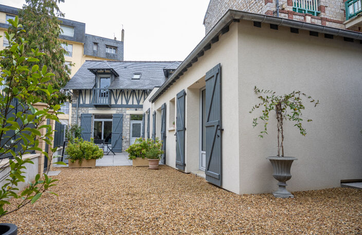 Maison de plain-pied entièrement rénovée, à 50 m du lac — cœur de Bagnoles-de-l'Orne — photo 2
