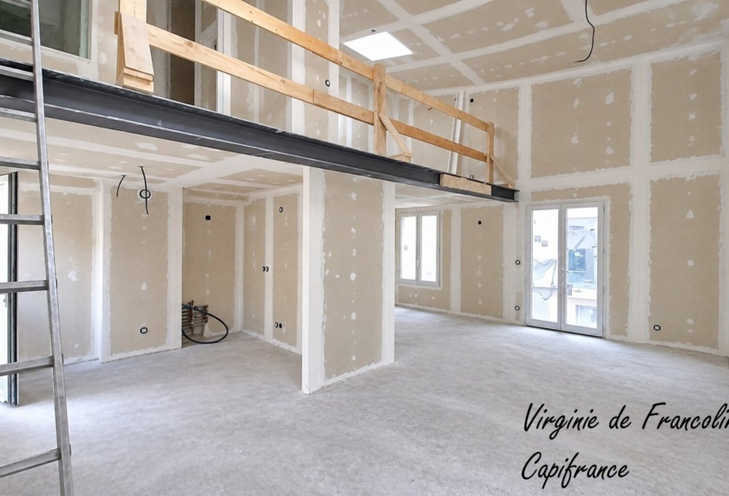 75019-A vendre Duplex 52,50 m2-dernier étage-Quartier Mouzaia-2 chambres proche L7bis et L11 et Parcs — photo 1