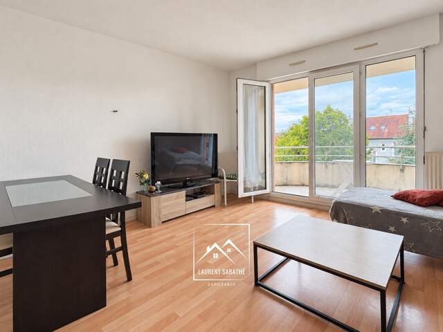 BILLÈRE (64) - À VENDRE - Appartement T2 LOUÉ - Balcon et stationnement privatif — photo du bien