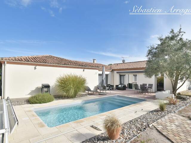 PUJOLS (47)-188 m² de confort et d’espace, 4 chambres, piscine et triple garage — photo du bien