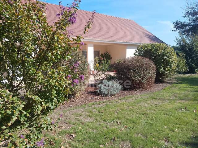 * Exclusivité de Sophie Amri *Octeville-sur-Mer*Maison de plain-pied de 190 m², séjour/salon 63m², 4 chambres et double garage — photo du bien